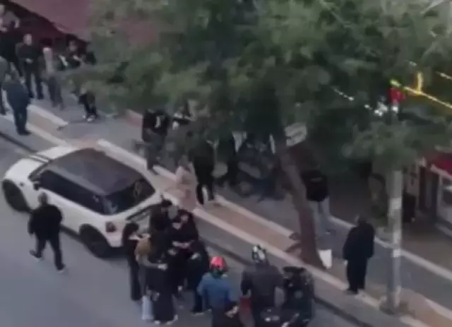 Esenyurt'ta Lise Öğrencisine Sözlü Taciz: Şüpheli Darp Edildi