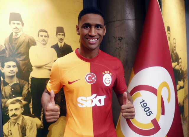 Galatasaray, Brezilyalı yıldız Tete'yi kadrosuna kattı
