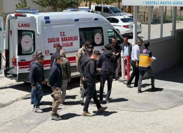 Van'da askeri araç devrildi: 11 asker yaralandı, 6'sının durumu ağır