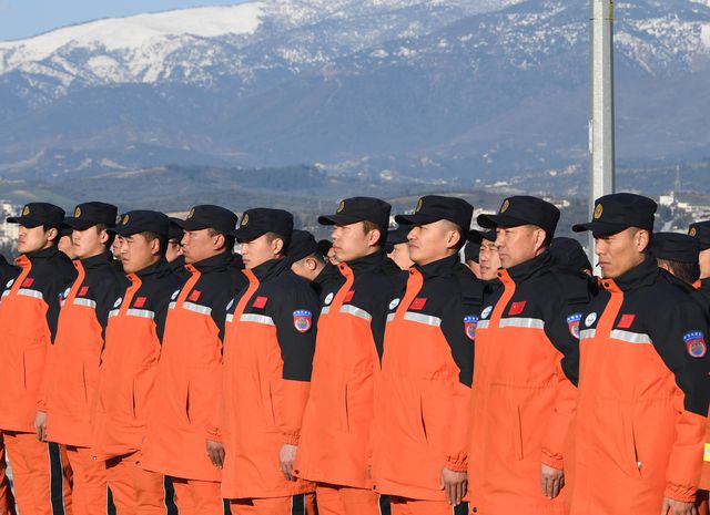 Çin'in Mavi Gök Kurtarma Ekibi Hayat Kurtarmak İçin Malatya'da