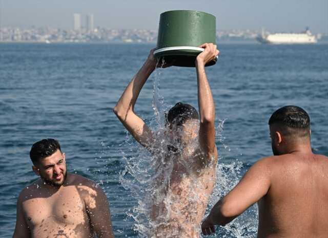 Kerberos, Türkiye'de termometre patlattı! Meteoroloji saat verip 'Dışarı çıkmayın' uyarısı yaptı