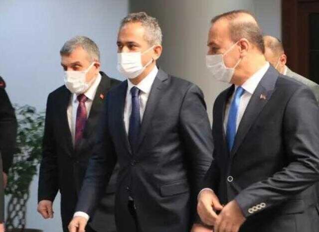 Son Dakika! Milli Eğitim Bakanı Özer'den yüz yüze eğitim açıklaması: Şu anda okulların kapatılması söz konusu değil