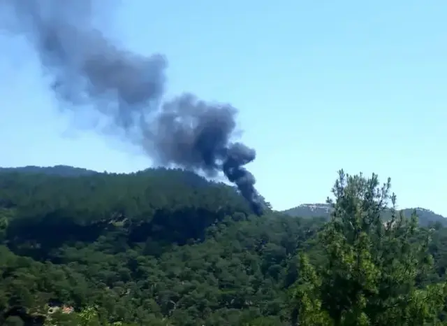 Alevlere teslim olan yolcu otobüsü küle döndü
