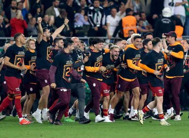 Tarihi şampiyonluk şaşkınlık yarattı! Cimbom'un zaferi Avrupa basınında