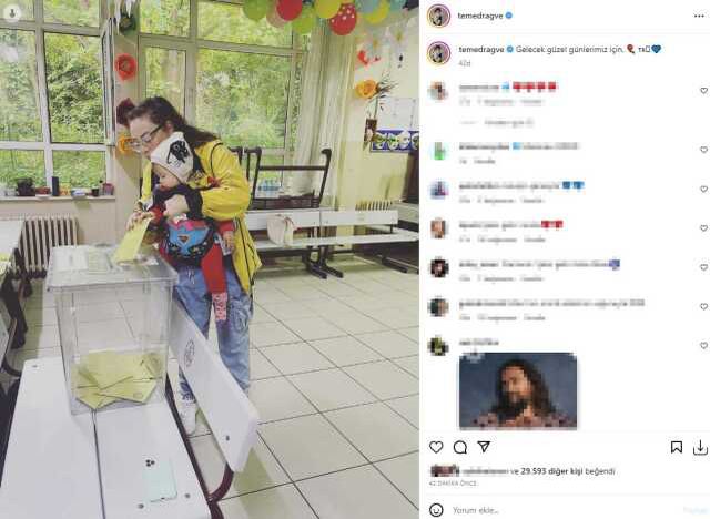 Ünlü isimler bir kez daha sandık başında! Kimi eşiyle kimi de bebeğiyle geldi