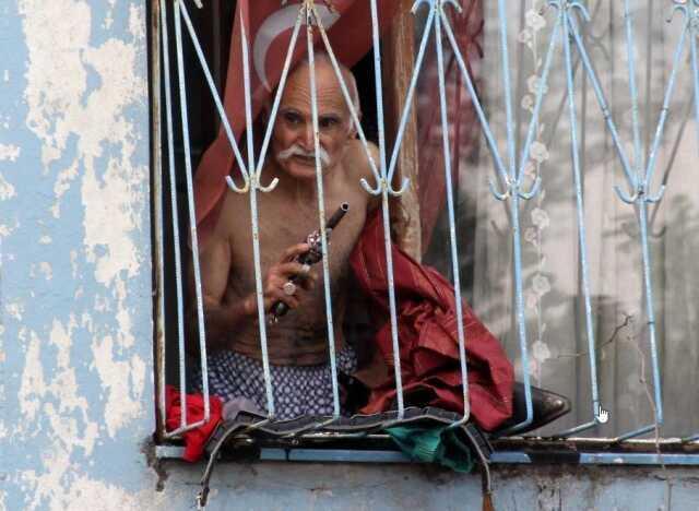 'Komando dede' karısını yemek yapmadığı ve çamaşırlarını yıkamadığı için öldürmüş