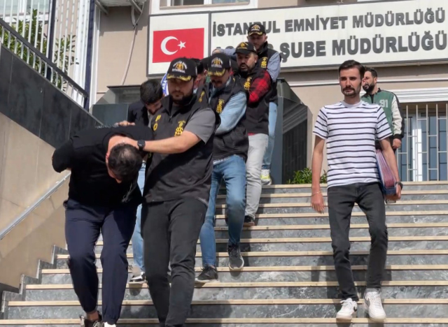 İstanbul'da fuhuş operasyonu! Kataloglar, 5 yıldızlı oteller, özel otomobiller...