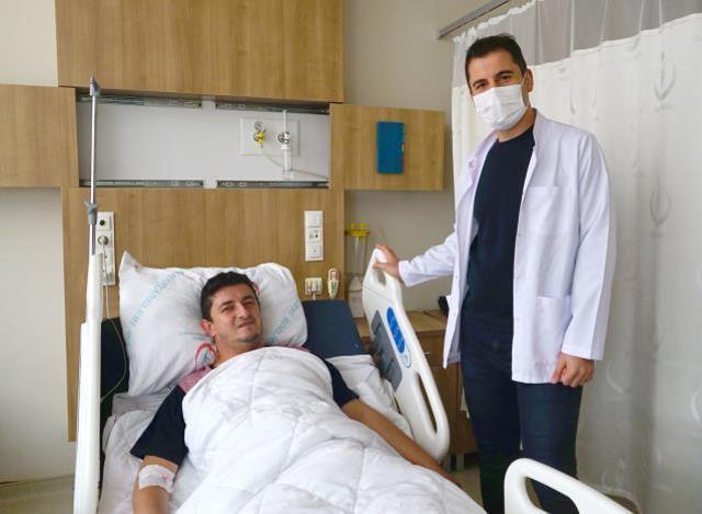 6 ayda 2 operasyon geçiren hastanın mesanesinden 66 adet taş alındı