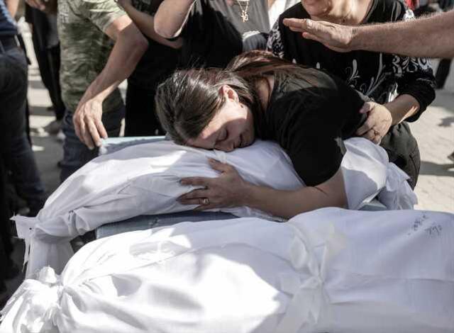 İsrail ordusu, Gazze'de kiliseye yaptığı saldırıyı 'sivil zayiat' olarak tanımladı