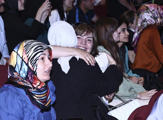 Son Dakika! Cumhurbaşkanı Erdoğan butona bastı, 20 bin sözleşmeli öğretmenin ataması gerçekleşti