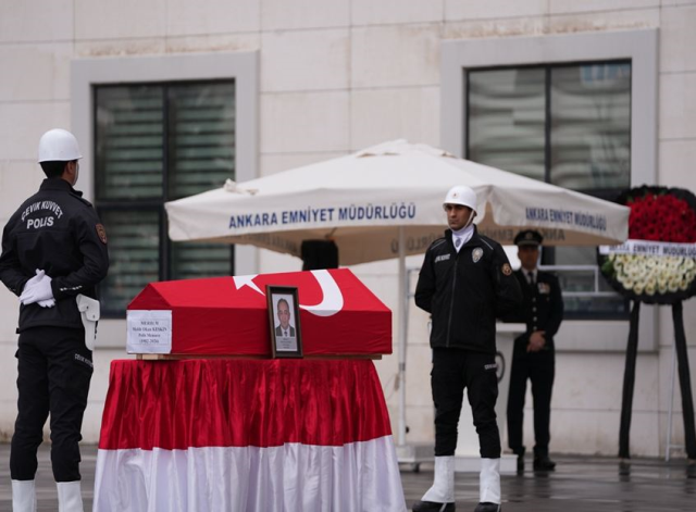 Polis memurunun dövülerek öldürüldüğü kavganın görüntüleri ortaya çıktı