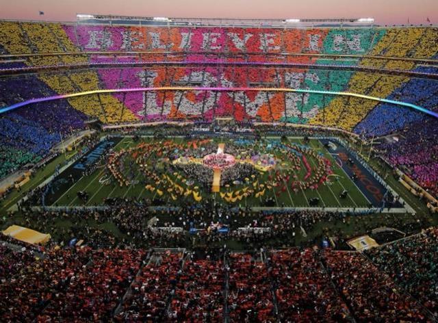 Rihanna bomba gibi dönüyor! Paylaşımı görenleri sevince boğdu