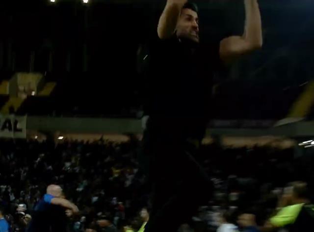 Beşiktaş'ı yıkan gol Volkan Demirel'i kendinden geçirdi! Herkes sevinirken yaptıklarını konuşuyor