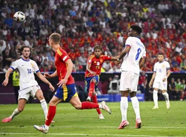 EURO 2024'ün en iyi 10 golü açıkladı! 2 golümüz birden listede