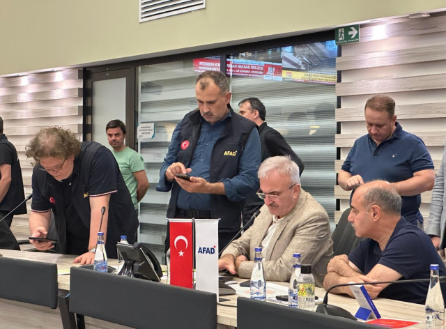AFAD: Depremin hemen ardından Türkiye Afet Müdahale Planı devreye alınmıştır