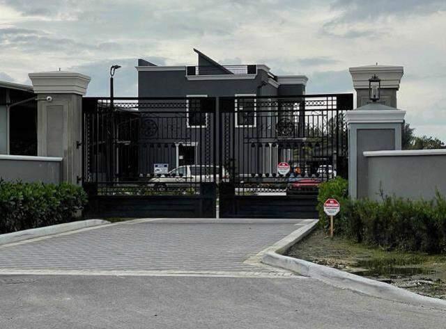 Zarrab'ın Miami'deki görkemli hayatına ilişkin yeni fotoğraflar ortaya çıktı! 3,6 milyon dolarlık ev, yüzbinlerce dolarlık kol saati