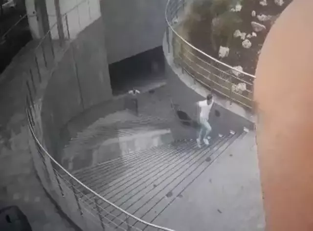 Çöp şiş yeme yarışmasını kazanamayınca parasız kalıp kapkaç yapmış