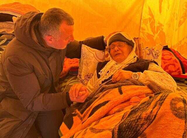 Kocaeli Büyükşehir Belediyesi deprem bölgesinde! Hatay'ın alt yapısını ayağa kaldırmak için dört koldan çalışıyorlar