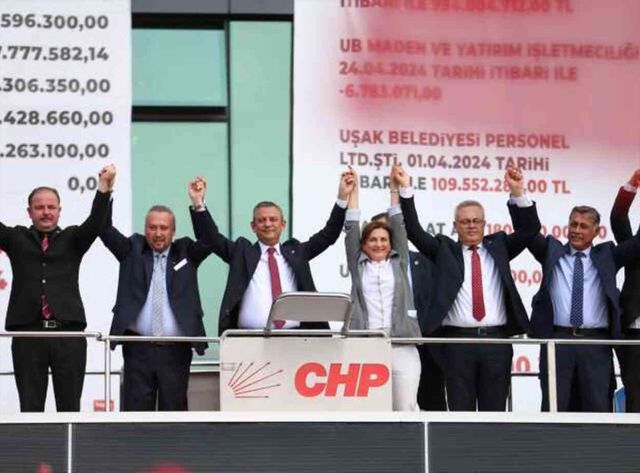 Özgür Özel: Müzakereyle sonuç alamıyorsak sokaklar bizimdir