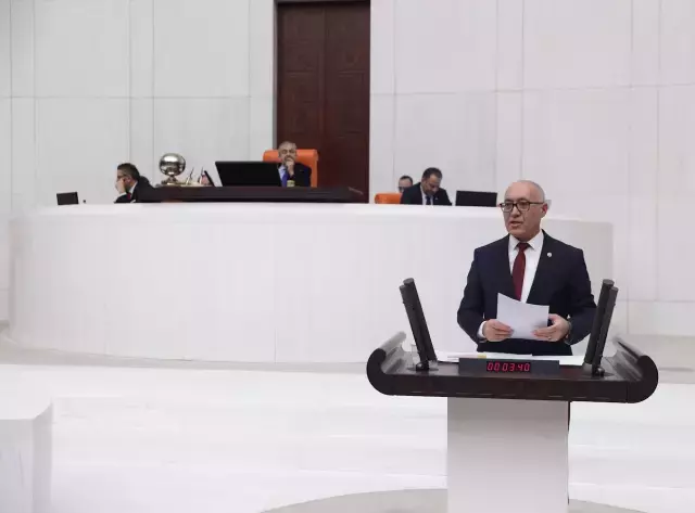 Gelecek Partisi'nde yaprak dökümü! Bir milletvekili daha istifa etti