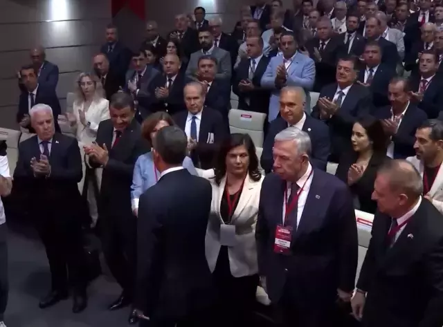 'Toplu Efe' krizi burada patlak vermiş! Özgür Özel'in tavrına dikkat