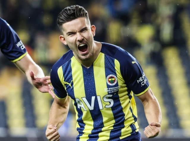 Ferdi Kadıoğlu hangi takıma gidecek? Amcasından çok konuşulacak transfer açıklaması