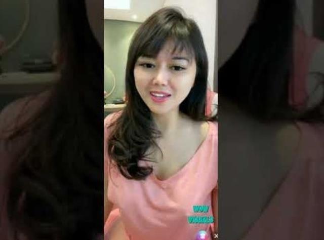 Canlı yayında mastürbasyon yapan 22 yaşındaki fenomen hapsi boyladı