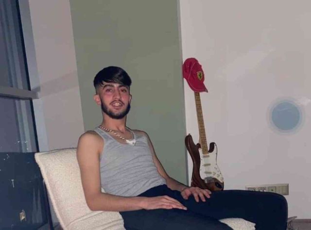 Suç makinesinin TikTok hesabı da varmış! Lüks otomobillerle elini koluna sallaya sallaya gezmiş