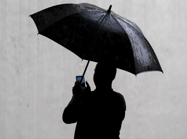 Siklon dalgası yola çıktı geliyor! İstanbullular bu saate dikkat