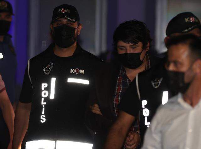 Türkiye'ye getirilen Tosuncuk'tan ilk görüntü! Böyle gözaltına alındı