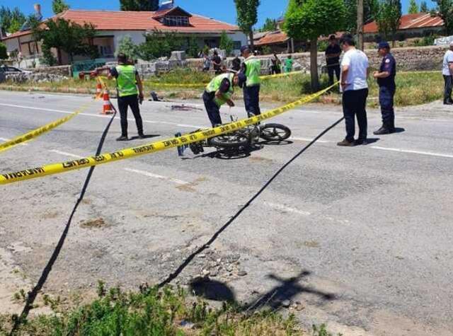 2 çocuğun öldüğü feci kazanın güvenlik kamerası görüntüleri ortaya çıktı