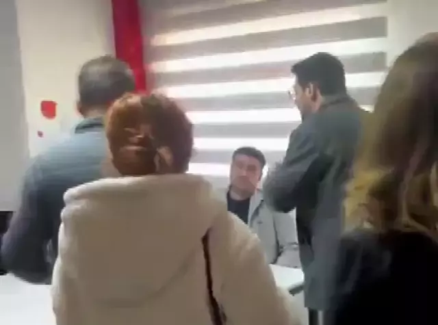 Karne için gittikleri anaokulunun iflas ettiğini öğrenen veliler, mağduriyetlerinin giderilmesini istiyor