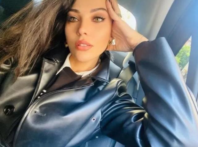 Çağla Şıkel... YASAK AŞK YAZIŞMALARI ORTAYA ÇIKTI!