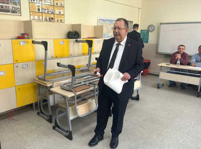 YSK Başkanı Yener'den Muharrem İnce'nin de yer aldığı pusulayla ilgili iddiaya yanıt