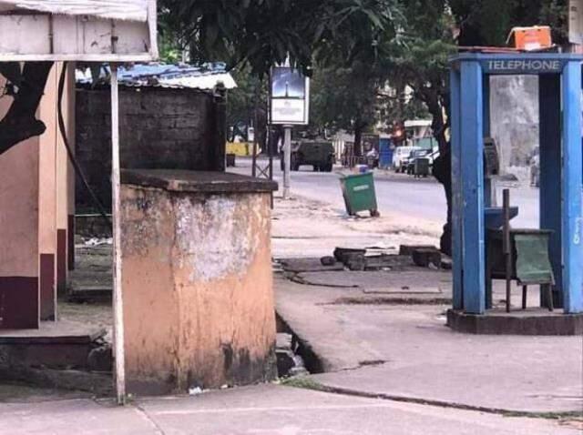 Gine'de darbe girişimi! Askerler sokağa indi, şehir merkezine girişler kapatıldı