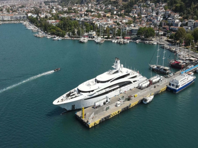 Mega yat Türkiye'de! Sadece yiyeceğe harcanan para bir ev değerinde