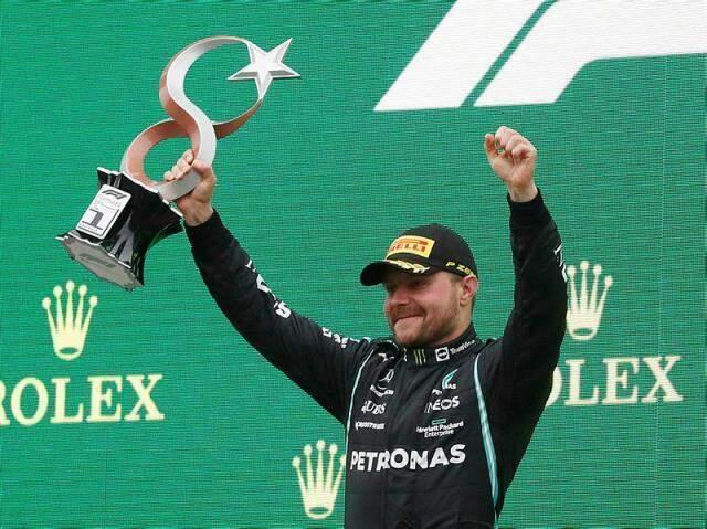 Son Dakika: Formula 1 Türkiye Grand Prix'sini Valtteri Bottas kazandı! Hamilton mucizeyi gerçekleştiremedi