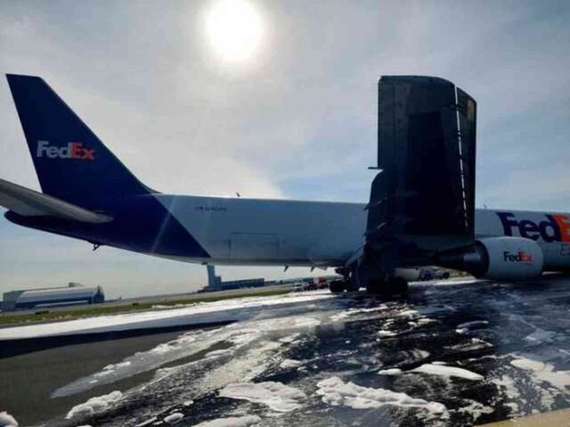 İstanbul Havalimanı'nda korkutan kaza! Kargo uçağı gövde üzeri iniş yaptı