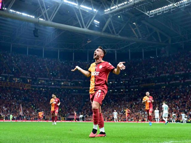 Galatasaray, konuk ettiği Alanyaspor'u 1-0 mağlup etti