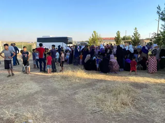 Akrabalar arasındaki sulama kavgasında ölen 3 kişi toprağa verildi