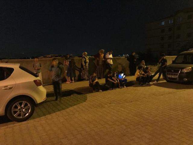 Bingöl'deki deprem sonrası Vali ve İçişleri Bakanlığı'ndan açıklama: Olumsuz ihbar yok