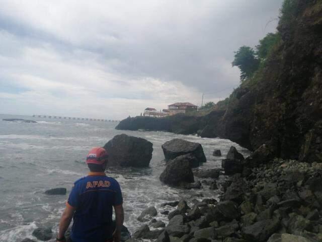 Rize'de denizde kaybolan kişinin cesedi Gürcistan'da bulundu