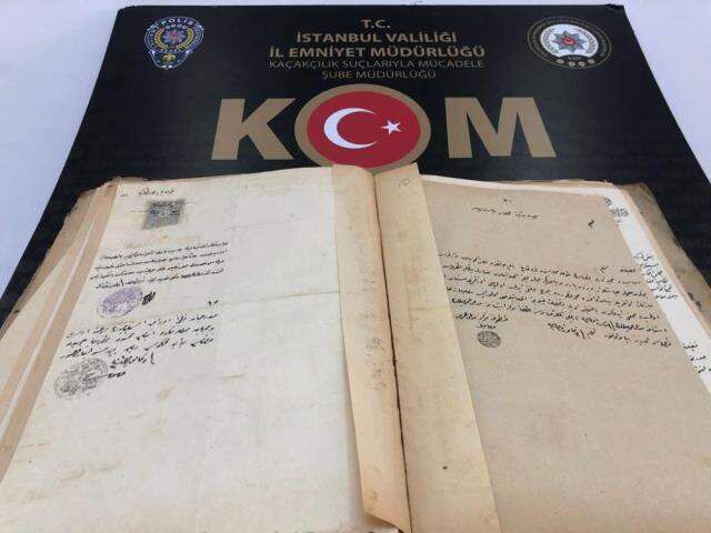 Yıllardır kayıp olan Osmanlı belgeleri koleksiyon dükkanında ele geçirildi