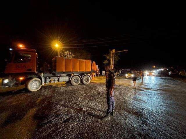 Termik santral yangını nedeniyle tahliye edilen Ören'de uzun araç kuyrukları oluştu