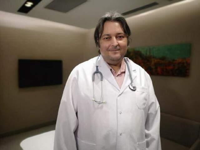 Türkiye'nin birçok bölgesini küle çeviren yangınlar sonrası uzman isimden uyarı: Maskeler 6 saatte bir değiştirilmeli