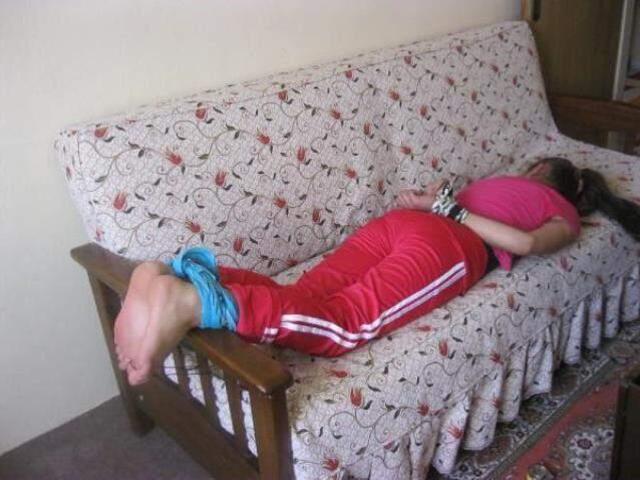 Kargo çalışanı, para karşılığı anlaştığı kadınları falakaya yatırdı! O anların görüntüleri de ortaya çıktı