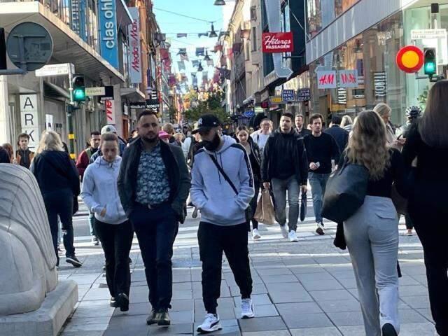 İsveç koronavirüs önlemlerini tamamen kaldırdı