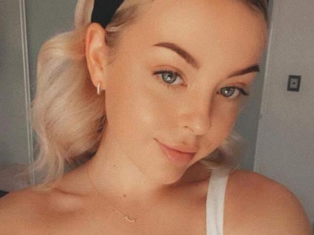 Attan düşen 18 yaşındaki güzel jokey komaya girdi