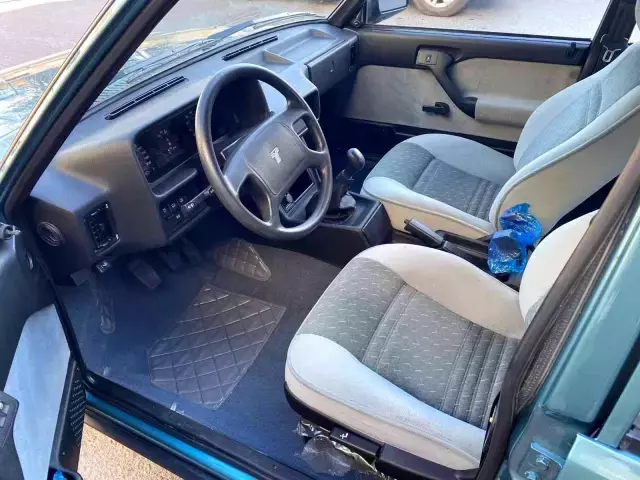 200 bin TL'ye satışa koyulan Tofaş otomobil görenleri şaşırttı