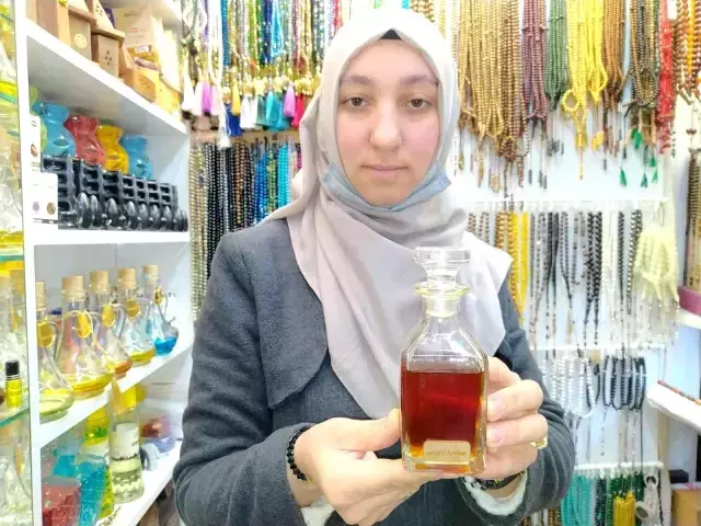 Balinanın kusmuğundan yapılan bu kokunun kilosu 16 bin lira